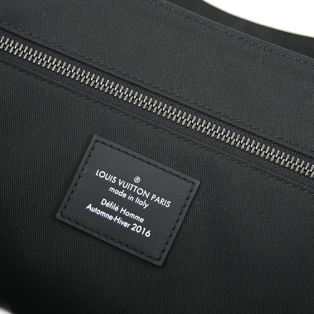 Louis Vuitton Monogram Voyager MM Messenger Shoulder Bag M40510