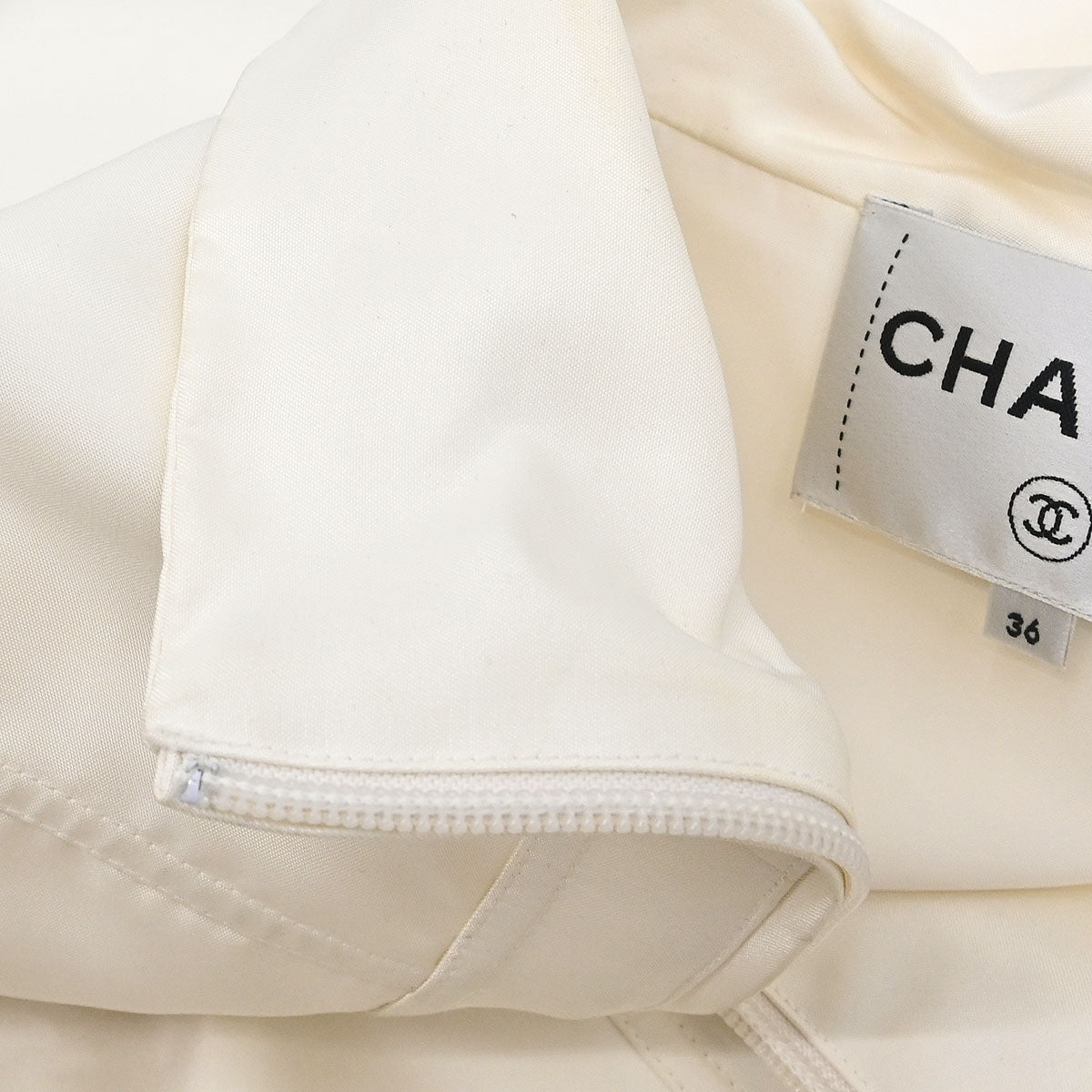 Chanel 2017-2018 Zip Up Jacket White #36