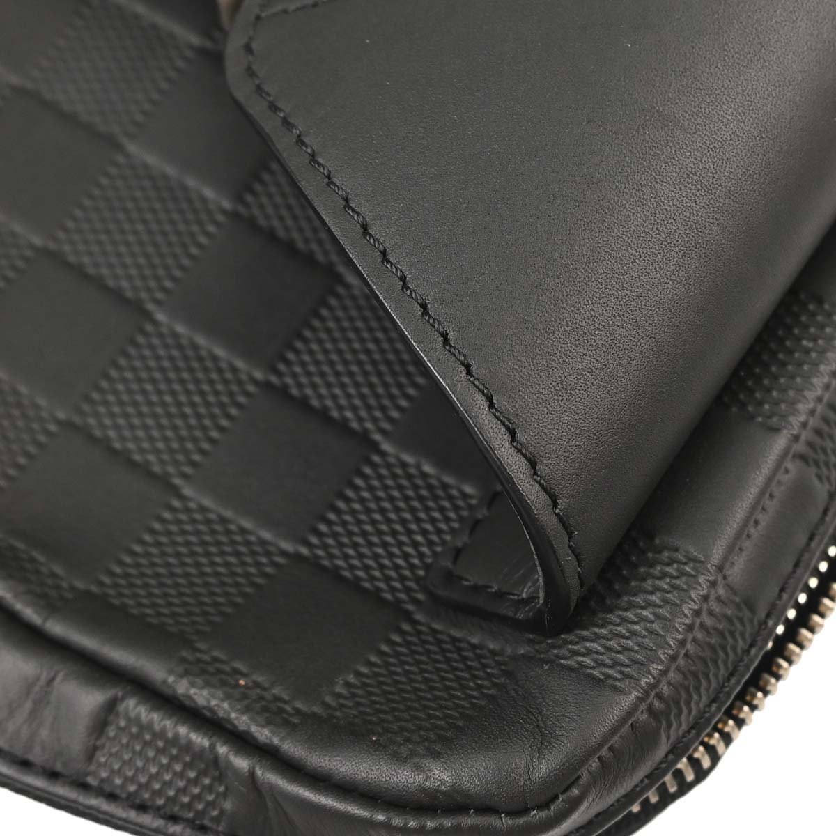 Louis Vuitton 2019 Black Damier Infini Avenue Sling Bag N41720