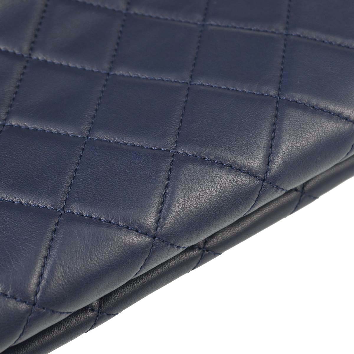 Chanel 2017 Navy Lambskin Label Click Flap Shoulder Bag