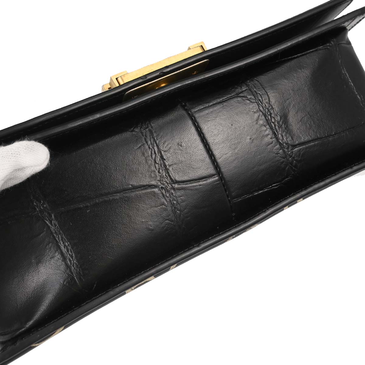 Boy Chanel 2019 Black Calfskin Graffiti Medium Chain Shoulder Bag