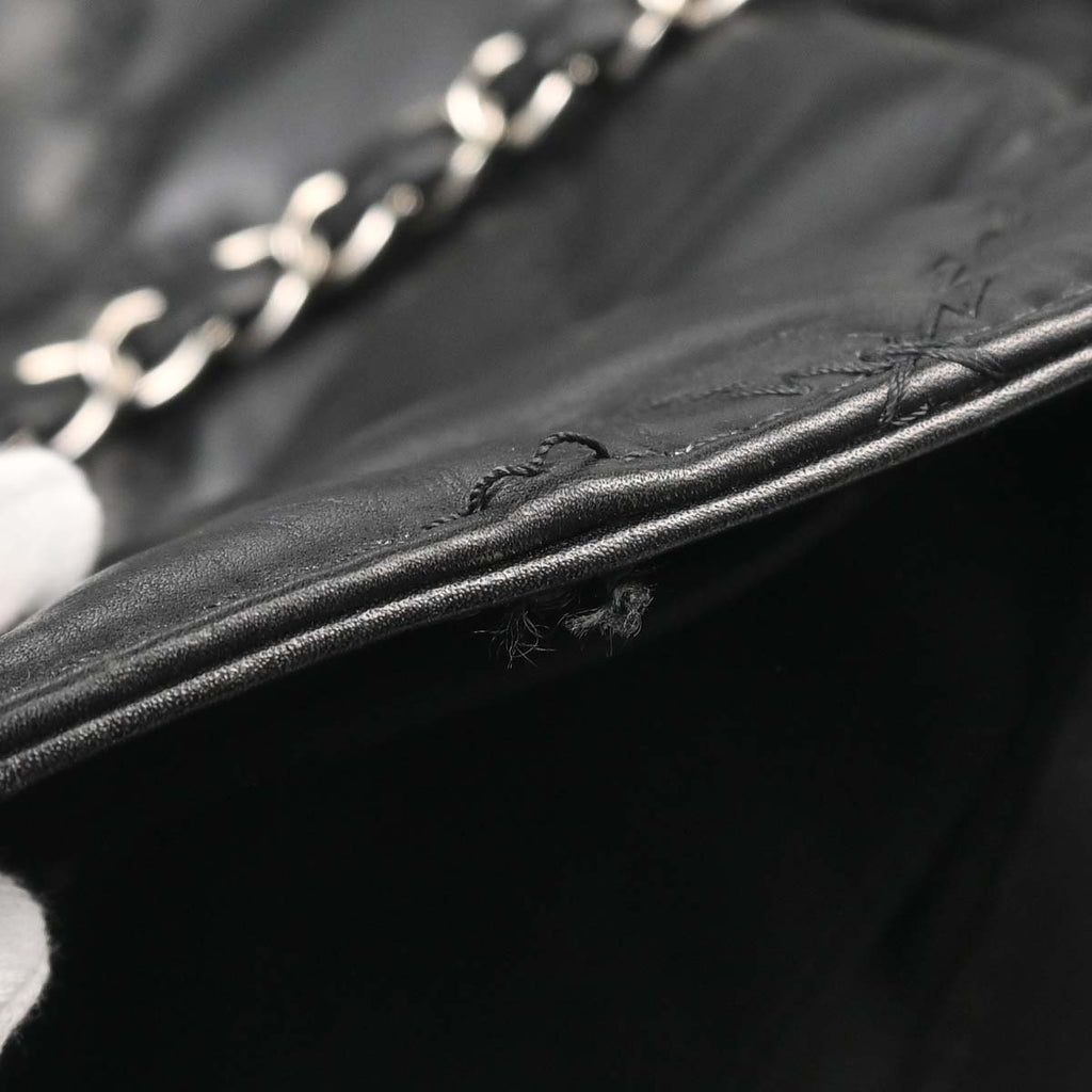 Chanel 2013-2014 Black Lambskin Hamptons Tote Handbag