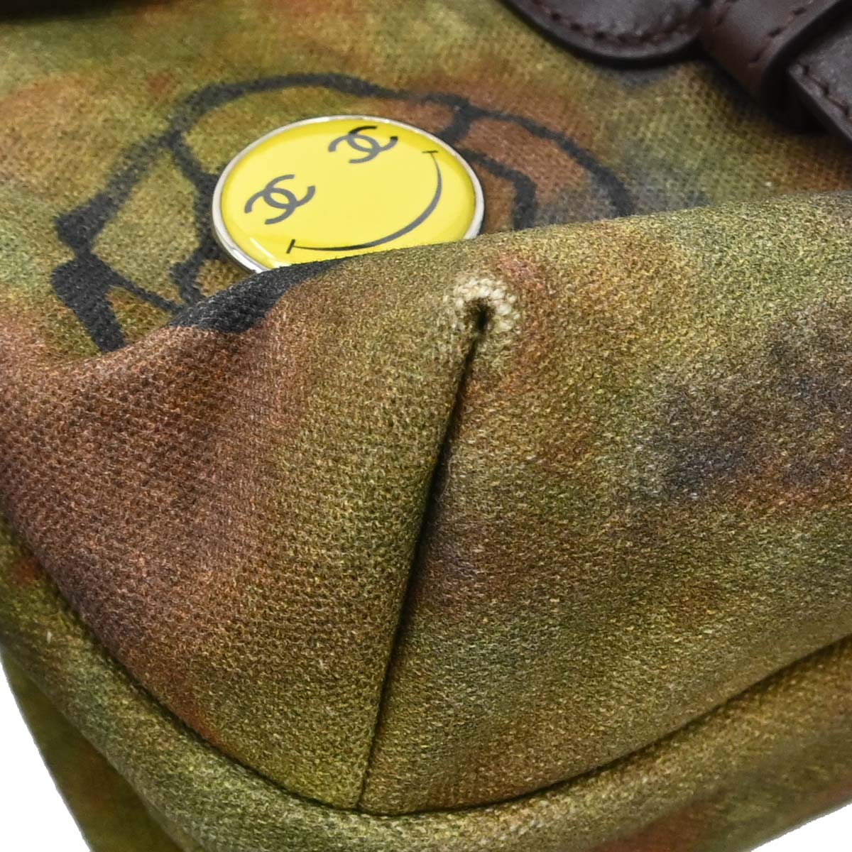 Chanel 2014-2015 Graffiti On The Pavements Shoulder Bag