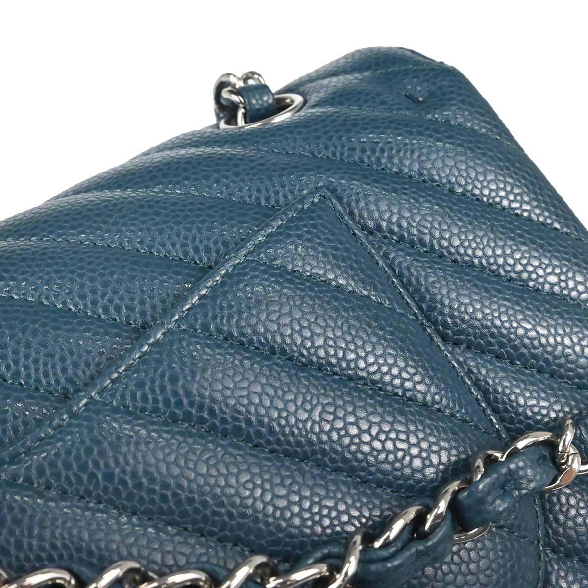 Chanel 2018-2019 Blue Caviar Skin Chevron Medium Classic Double Flap Shoulder Bag