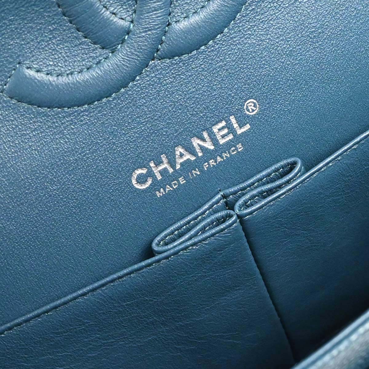 Chanel 2018-2019 Blue Caviar Skin Chevron Medium Classic Double Flap Shoulder Bag
