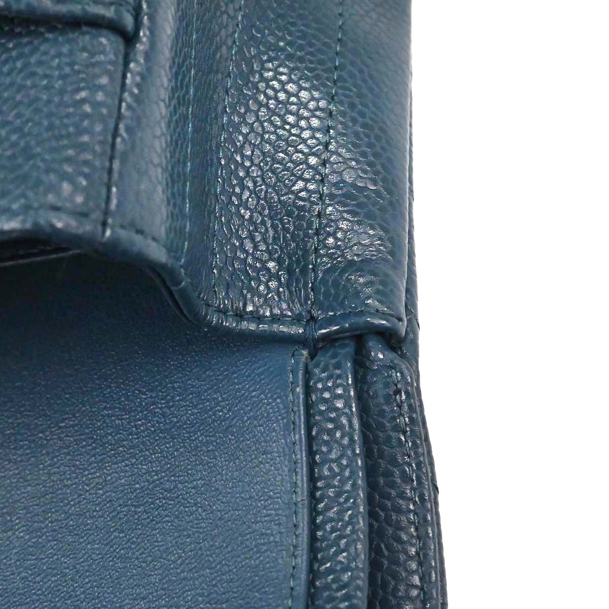 Chanel 2018-2019 Blue Caviar Skin Chevron Medium Classic Double Flap Shoulder Bag