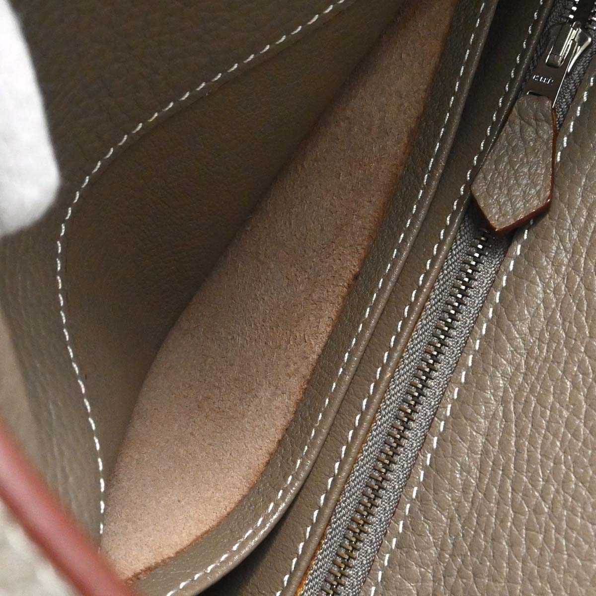 Hermes Etoupe Gray Taurillon Clemence So Kelly 26 Shoulder Bag