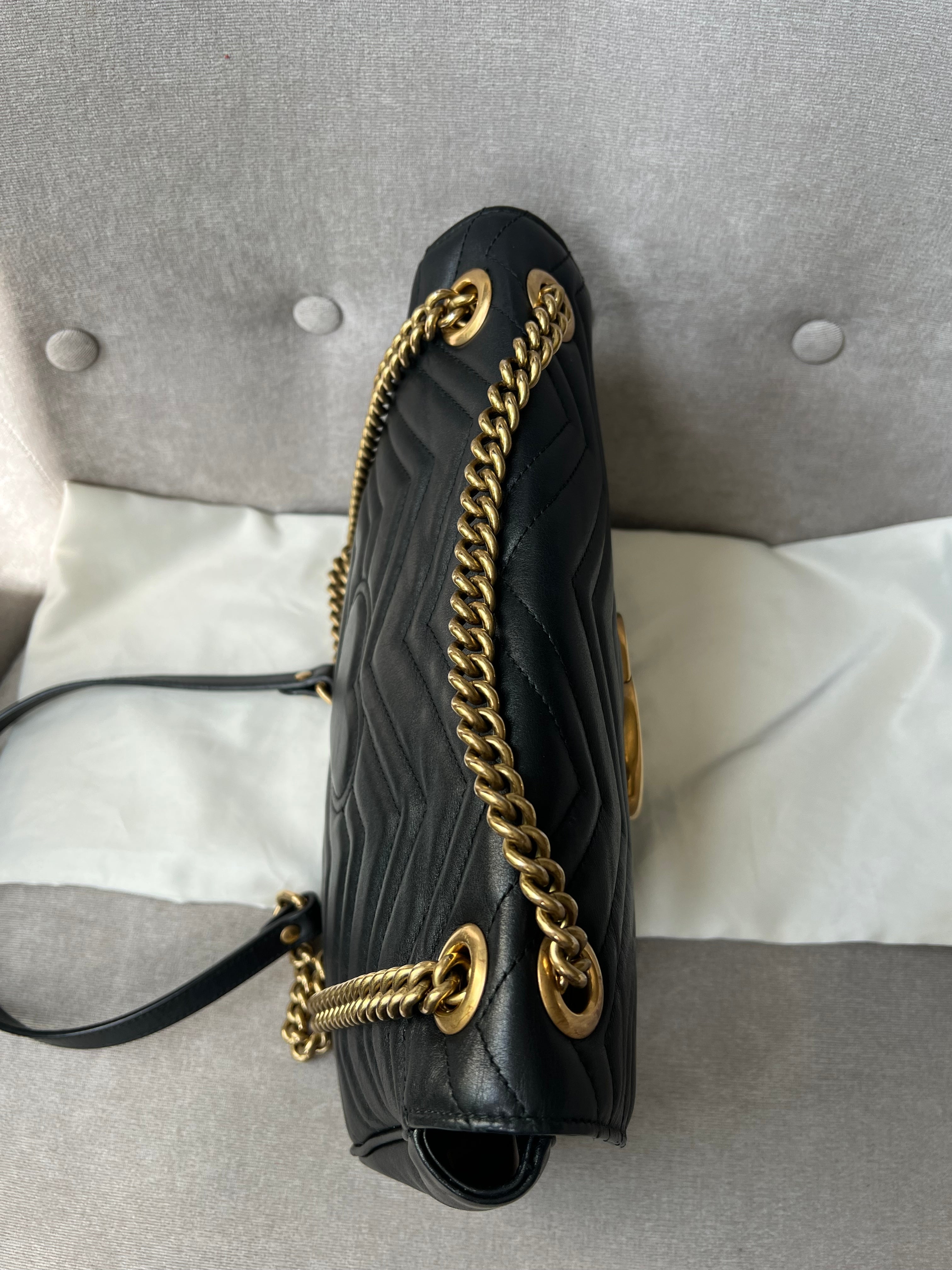 Gucci GG Black Marmont Medium Shoulder Bag