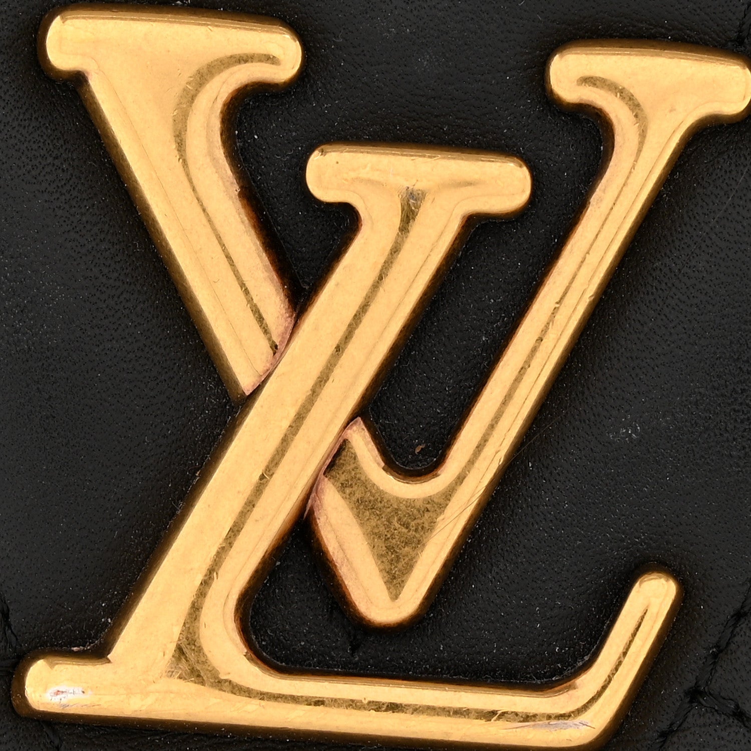 Louis Vuitton Calfskin New Wave Chain Pochette Black