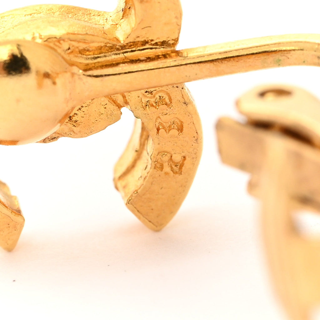 Metal CC Clip On Earrings Gold