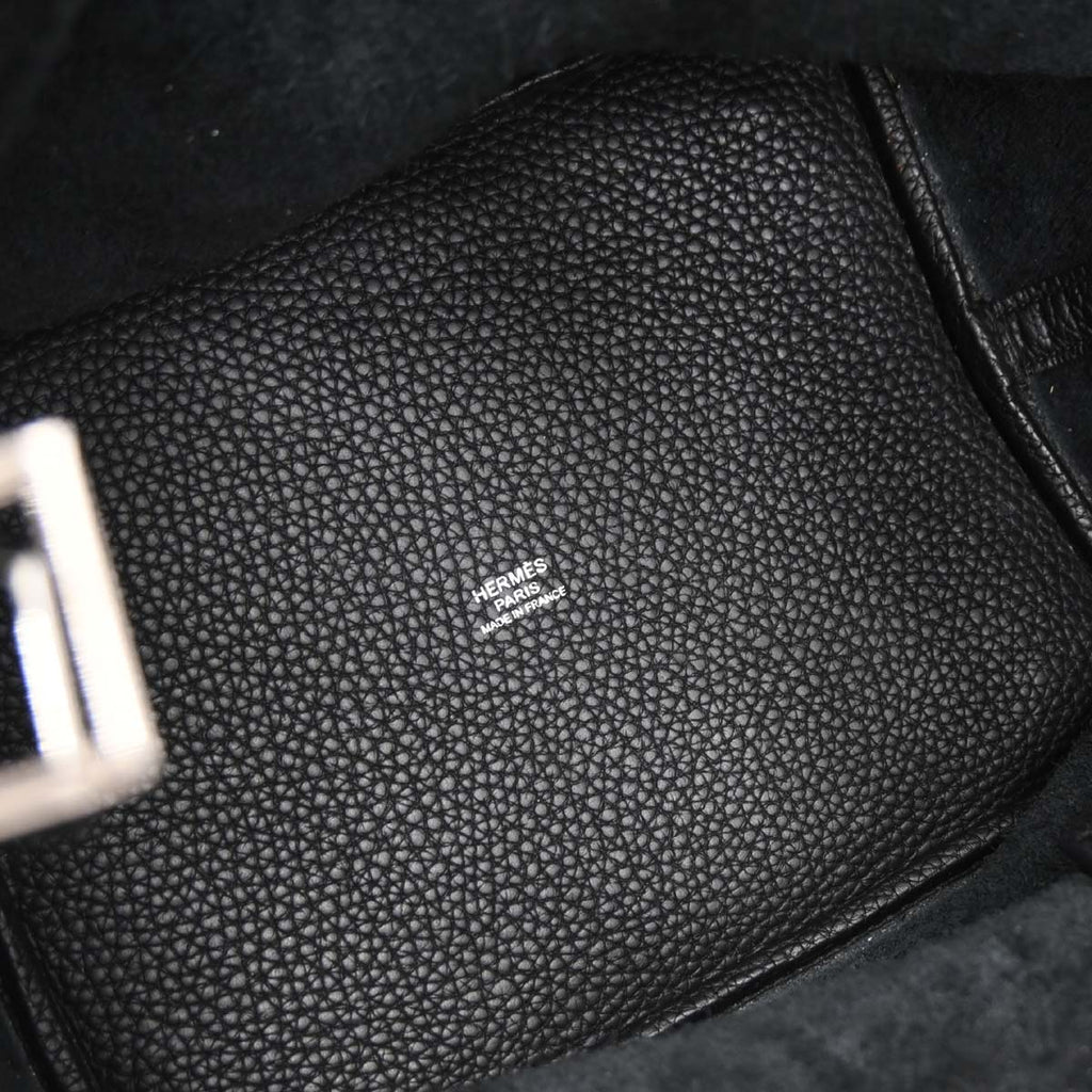 Hermes Black Taurillon Clemence Picotin Lock 22 MM Handbag