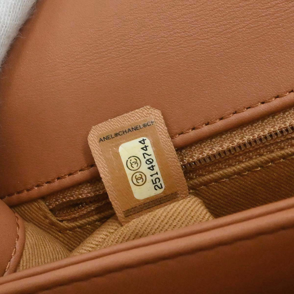 Chanel 2018 Brown Calfskin Coco Eyelets Round Flap Shoulder Bag