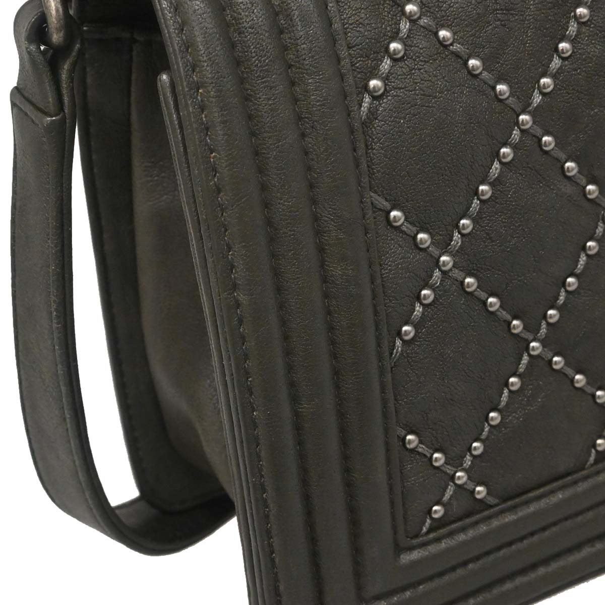 Boy Chanel 2015-2016 Gray Calfskin Medium Shoulder Bag