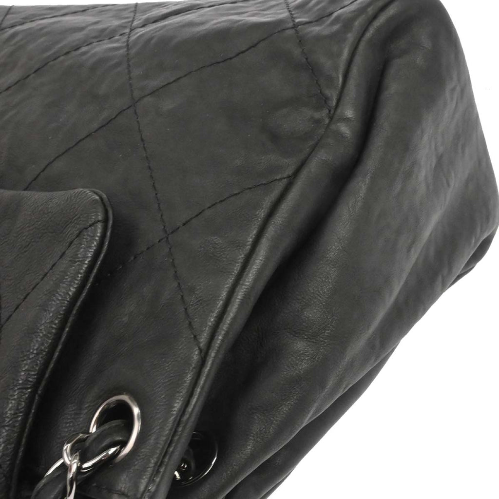 Chanel 2011 Black Calfskin Hamptons CC Accordion Flap Shoulder Bag