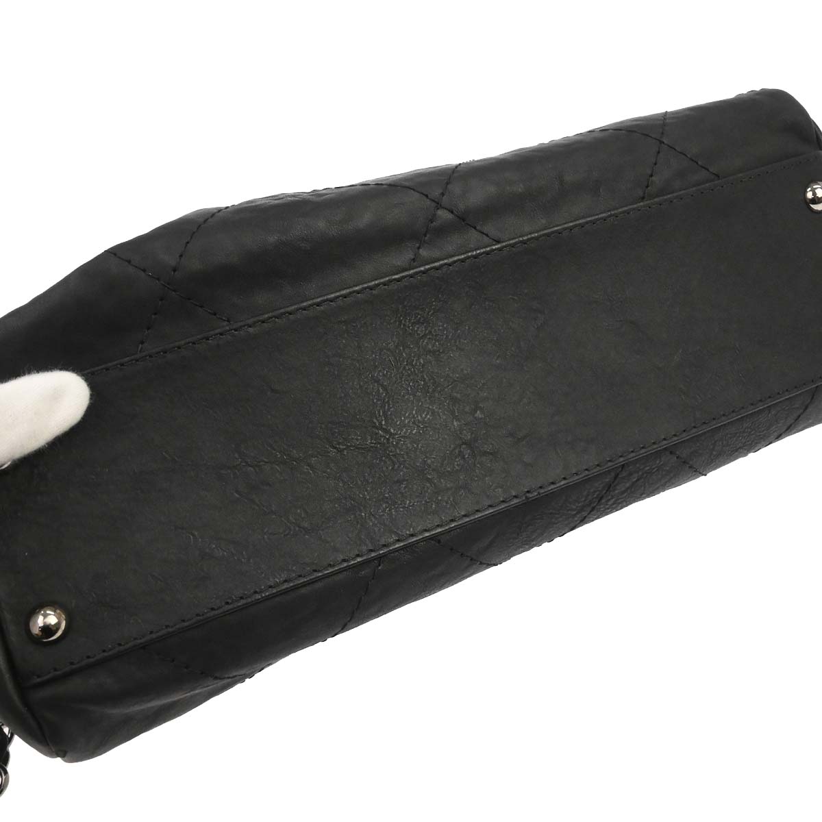 Chanel 2011 Black Calfskin Hamptons CC Accordion Flap Shoulder Bag