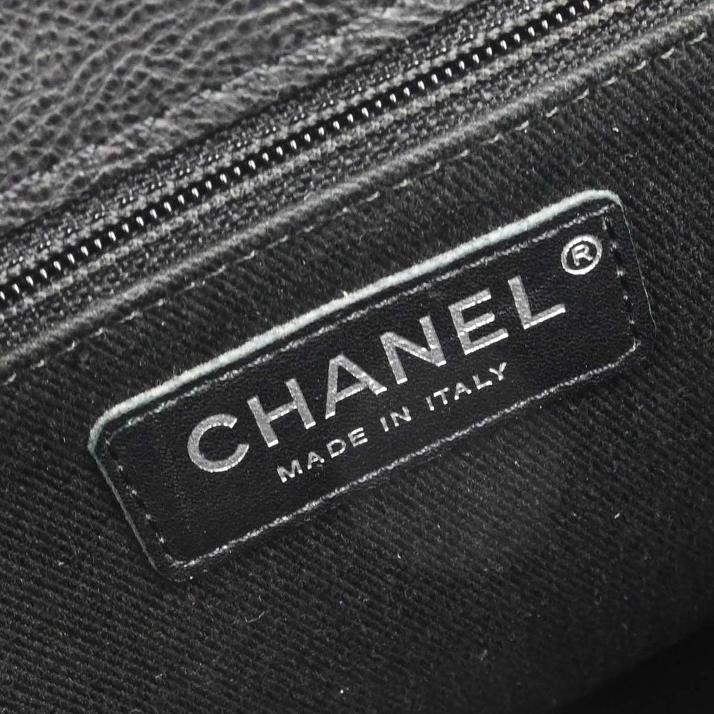 Chanel 2011 Black Calfskin Hamptons CC Accordion Flap Shoulder Bag