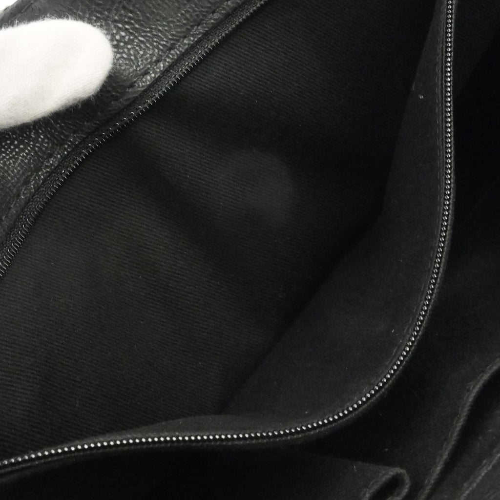 Chanel 2011 Black Calfskin Hamptons CC Accordion Flap Shoulder Bag