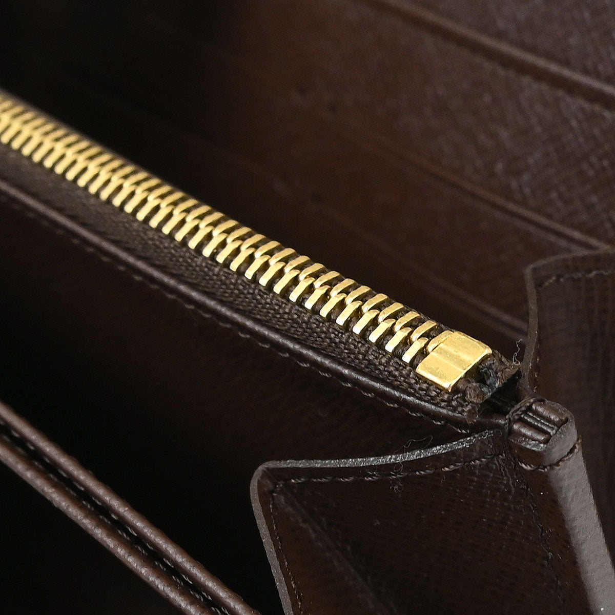 Louis Vuitton 2012 Damier Zippy Wallet N60015