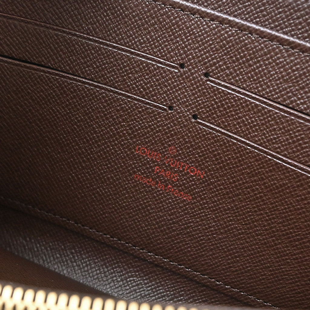 Louis Vuitton 2012 Damier Zippy Wallet N60015