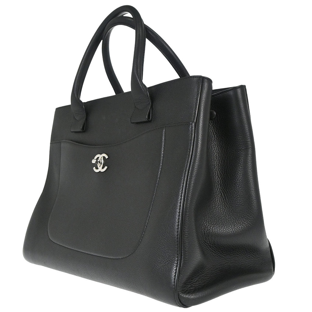 Chanel 2017 Black Calfskin Neo Executive Cerf 2way Shoulder Tote Bag