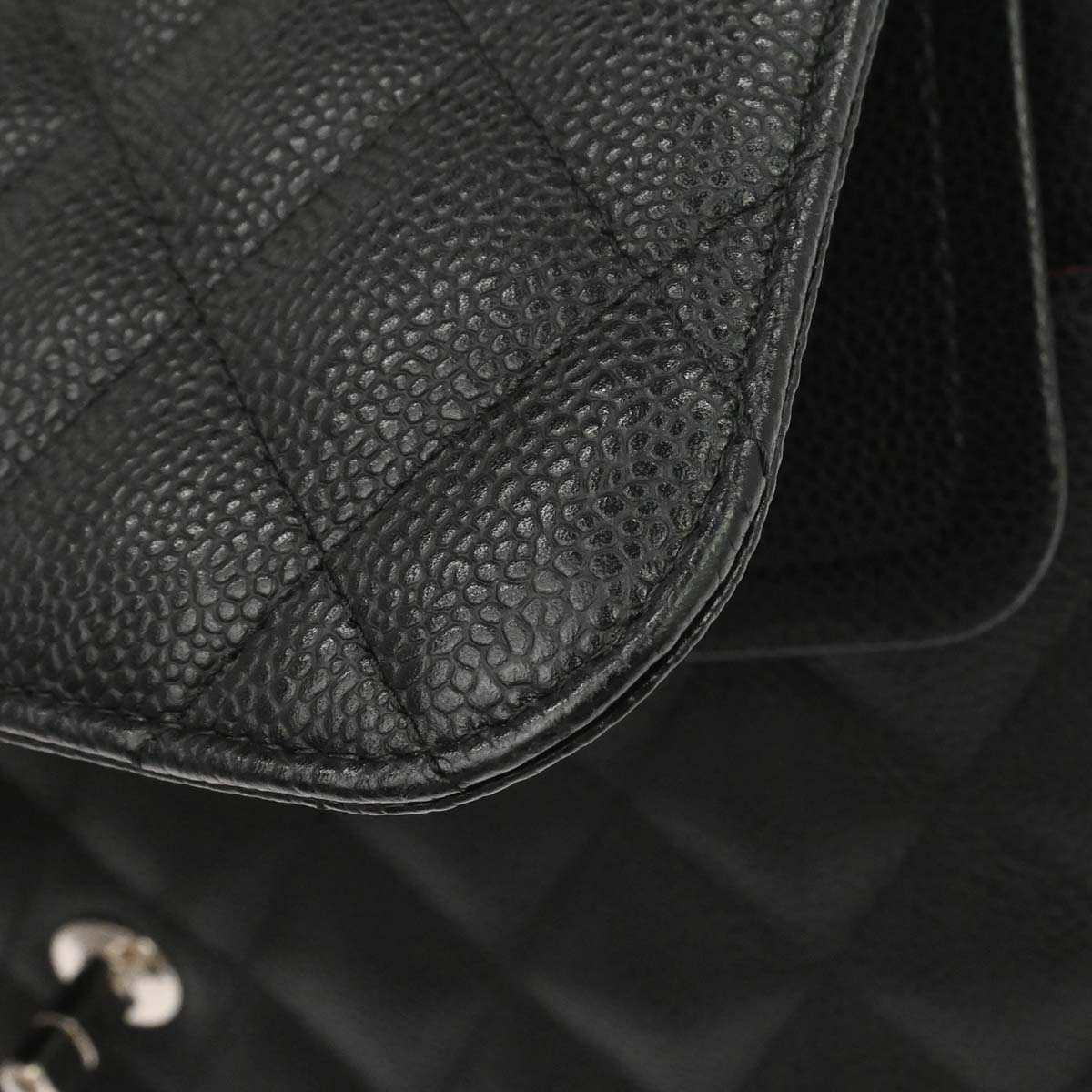 Chanel 2018-2019 Black Caviar Skin Jumbo Classic Double Flap Shoulder Bag