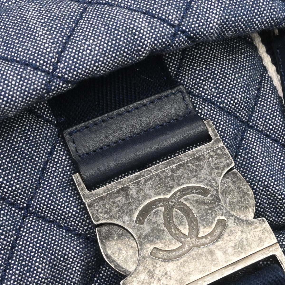 Chanel 2016-2017 Blue Quilted Denim Airlines Buckle 2way Shoulder Tote Handbag