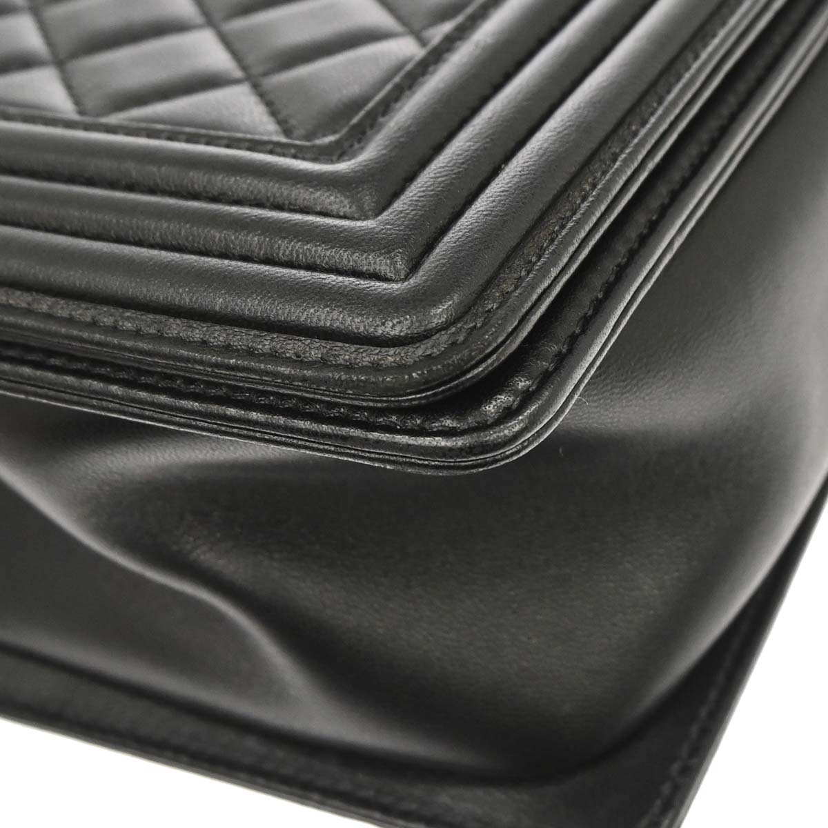 Boy Chanel 2014-2015 Black Lambskin Medium Shoulder Bag