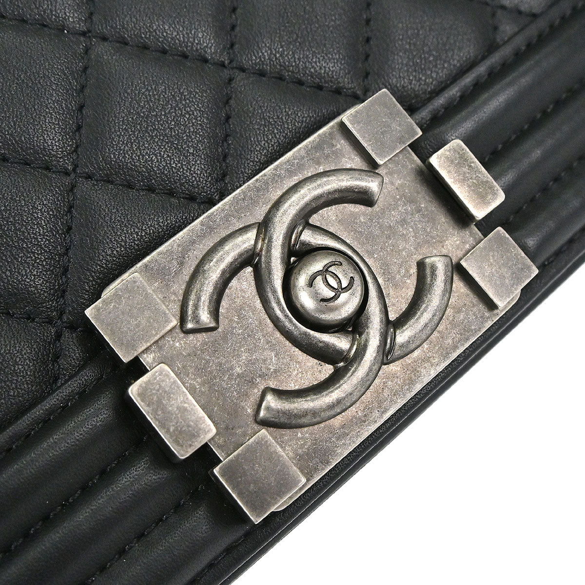 Boy Chanel 2019 Black Lambskin Small Chain Shoulder Bag