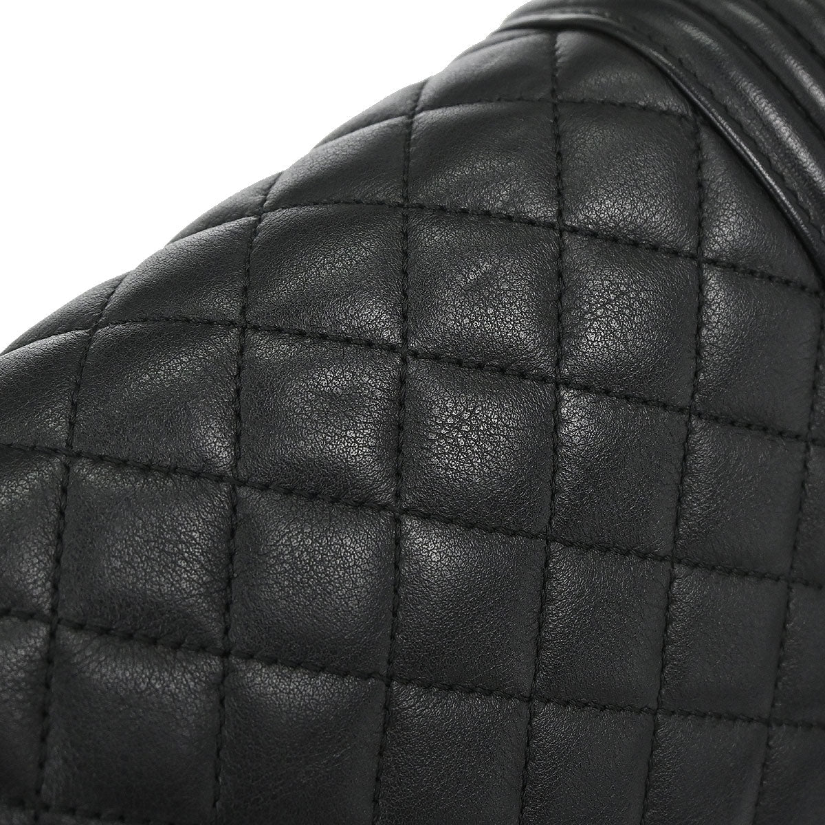 Boy Chanel Black Lambskin Medium Chain Shoulder Bag