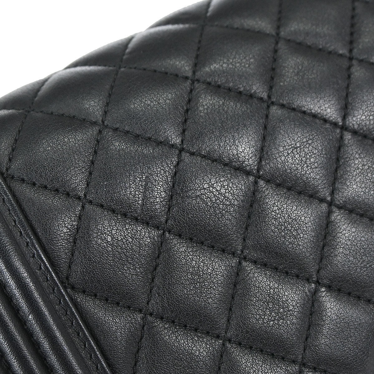 Boy Chanel Black Lambskin Medium Chain Shoulder Bag