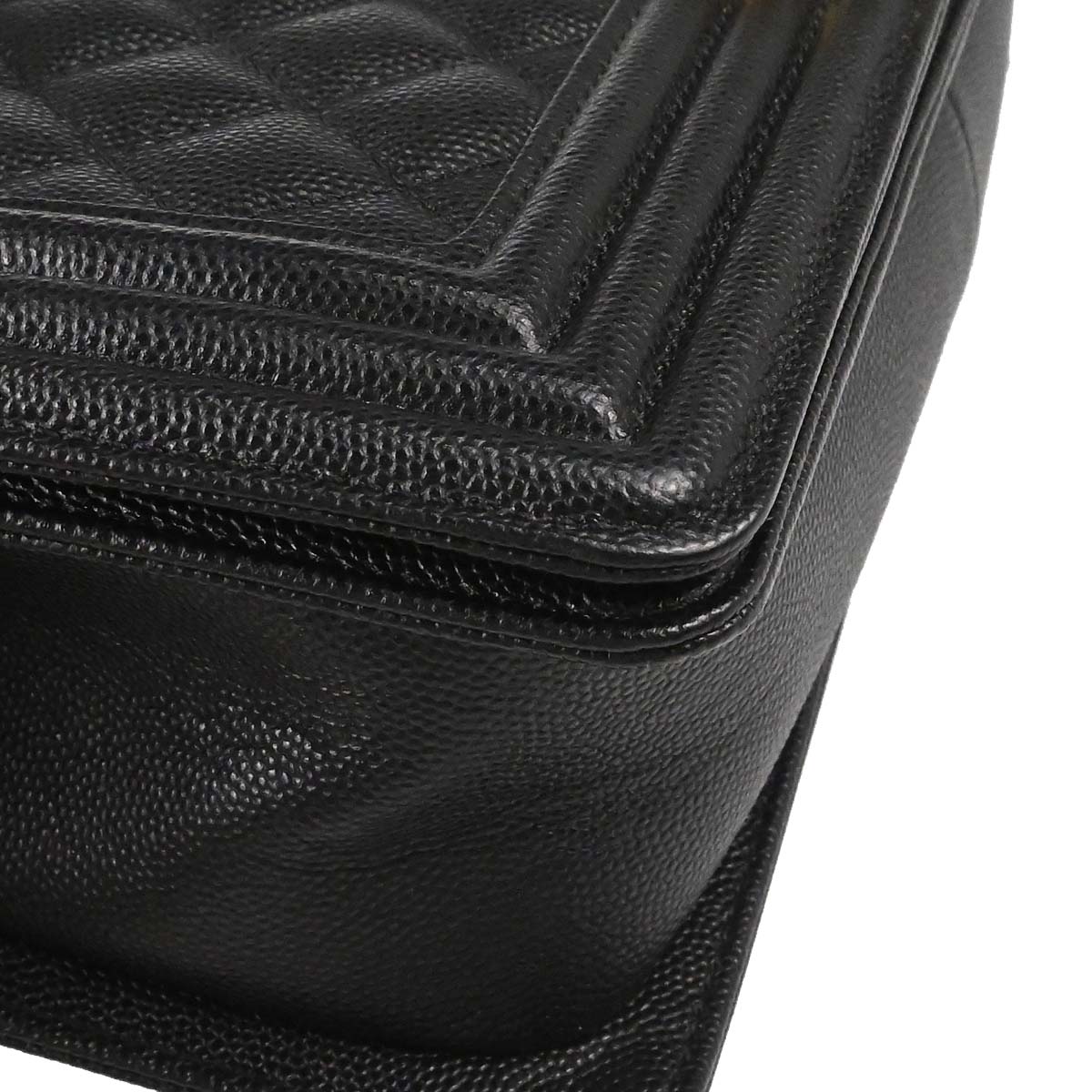 Boy Chanel 2019 Black Caviar Skin Medium Chain Shoulder Bag