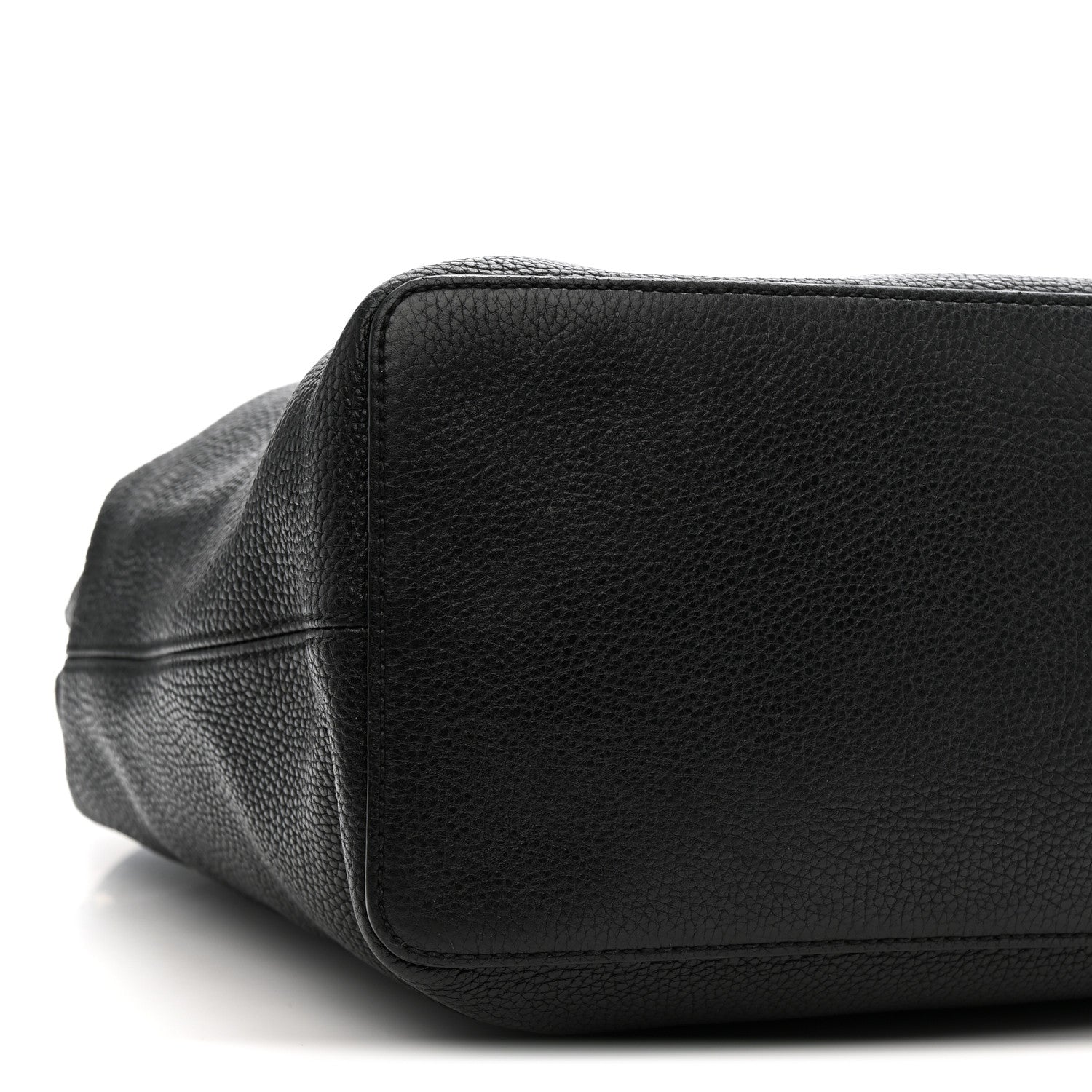Gucci Pebbled Calfskin Large Soho Hobo Black