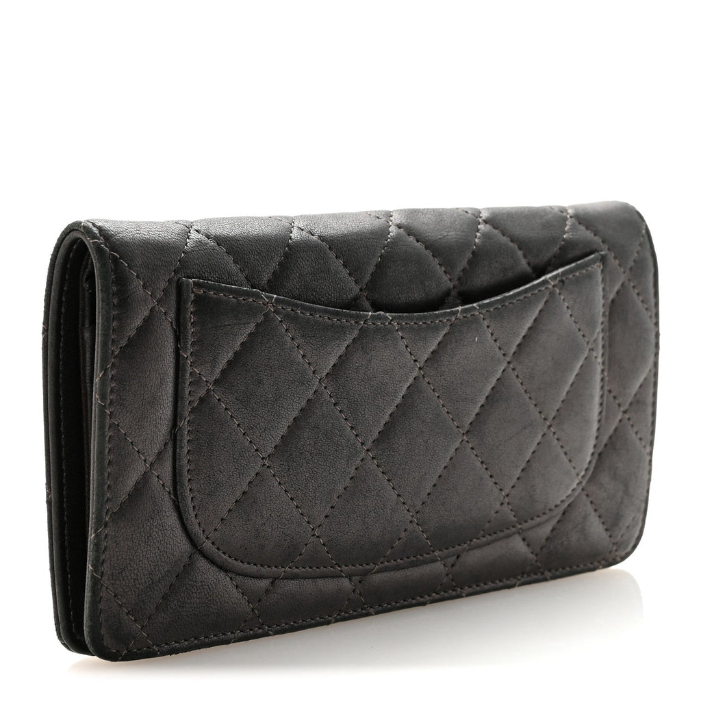 Metallic Lambskin Quilted Yen Wallet Grey