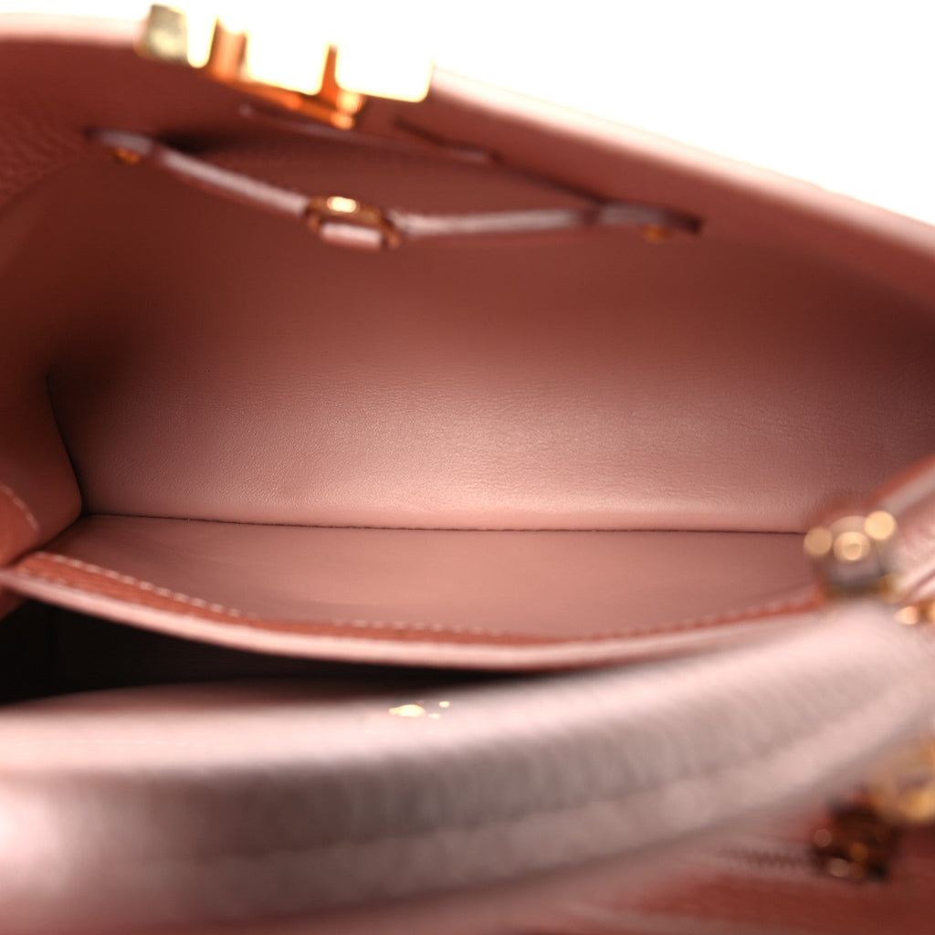 Louis Vuitton Metallic Taurillon Capucines BB Pearly Pink