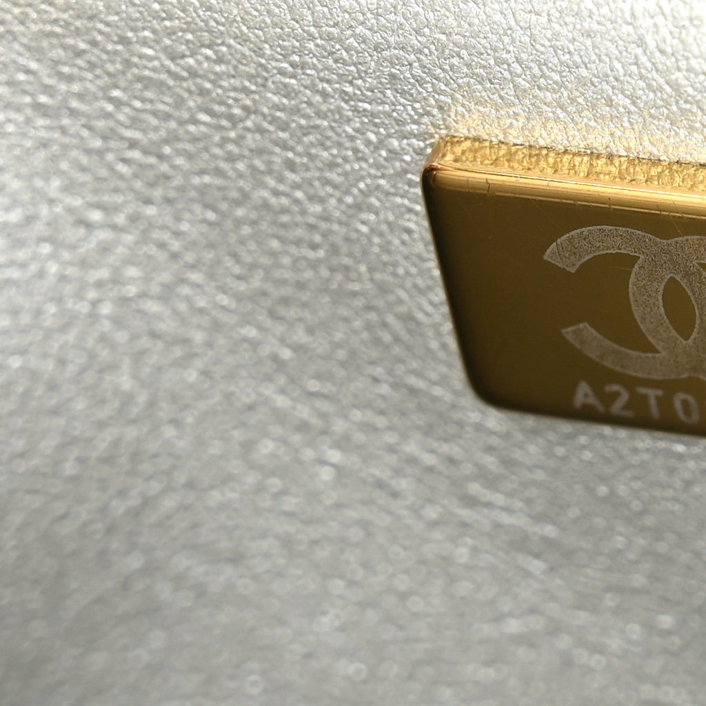 Chanel Mirror Calfskin Metallic Calfskin Quilted Hollywood Boulevard Mini Flap With Star Coin Purse Silver