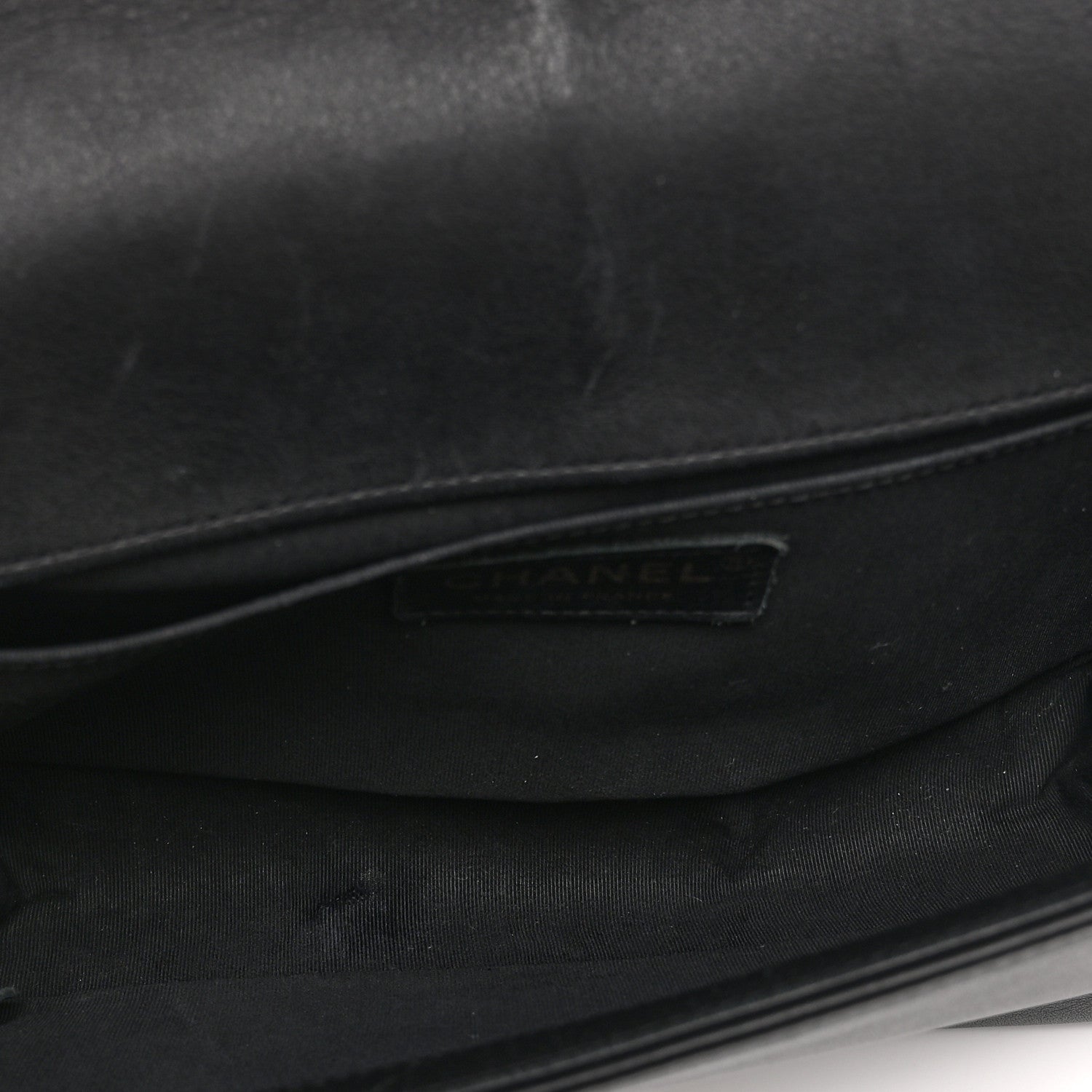 Chanel Metallic Crumpled Goatskin Medium Boy Flap Black Gold
