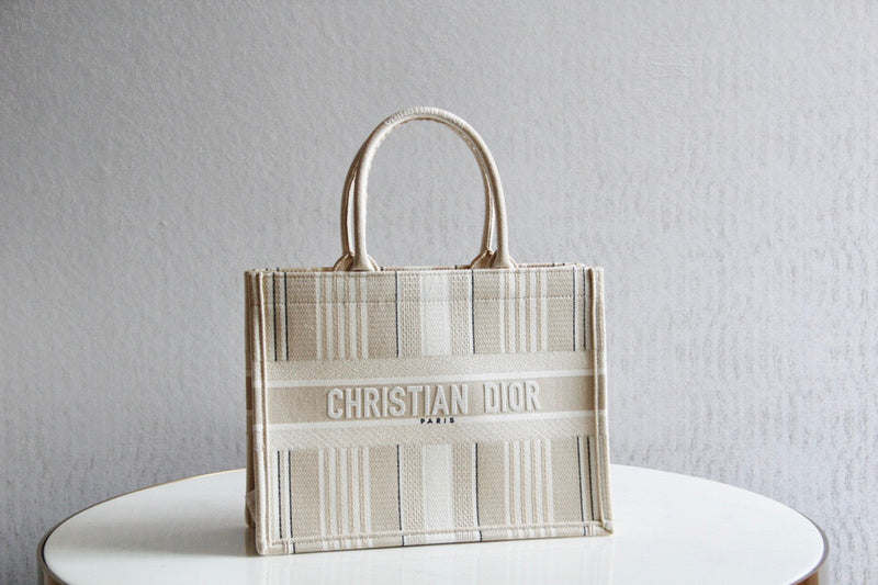 Dior Bags - 3834