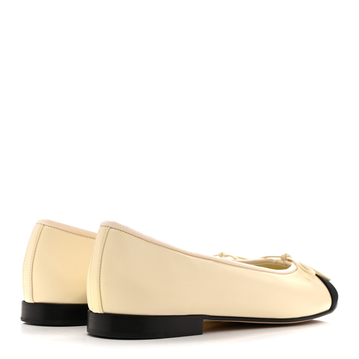 Calfskin Grosgrain Cap Toe CC Ballerina Flats 40 Ivory Black