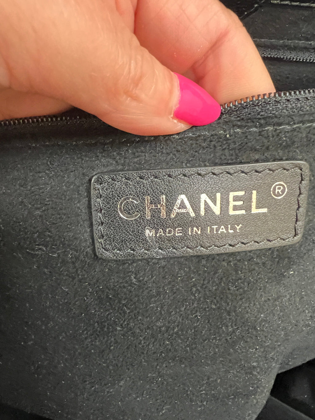 Tote Luxury Designer By Chanel  Size: Large