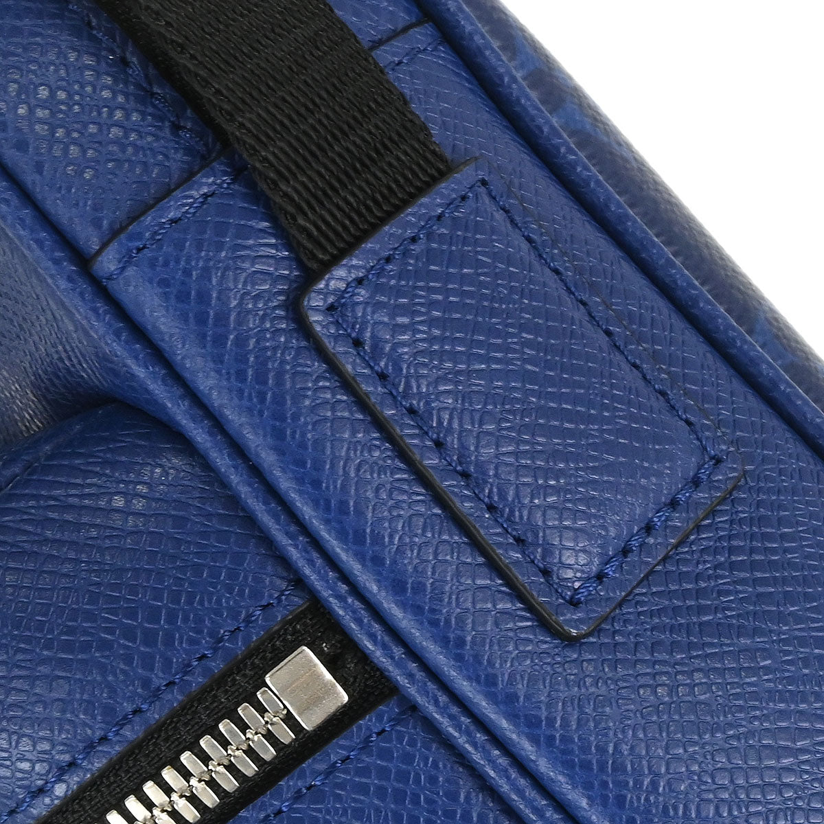 Louis Vuitton Taigarama Outdoor Messenger PM Messenger Bag M30242