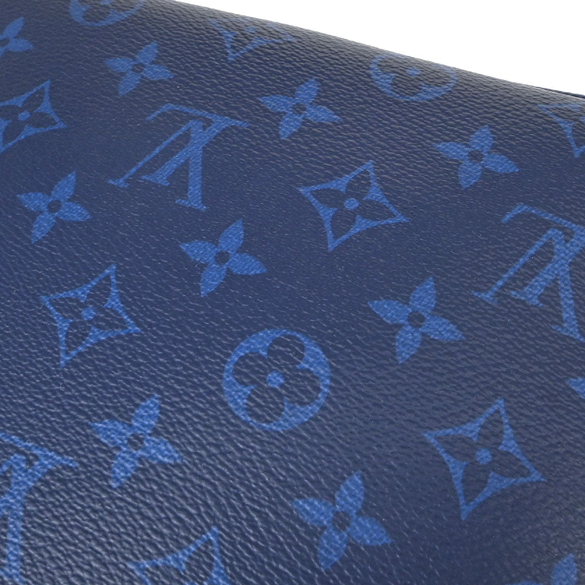 Louis Vuitton Taigarama Outdoor Messenger PM Messenger Bag M30242