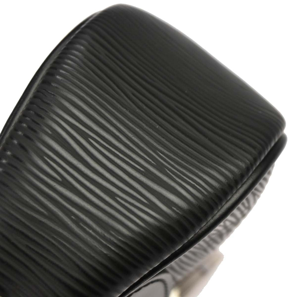 Louis Vuitton 2010 Black Epi Pochette Montaigne Handbag M59292