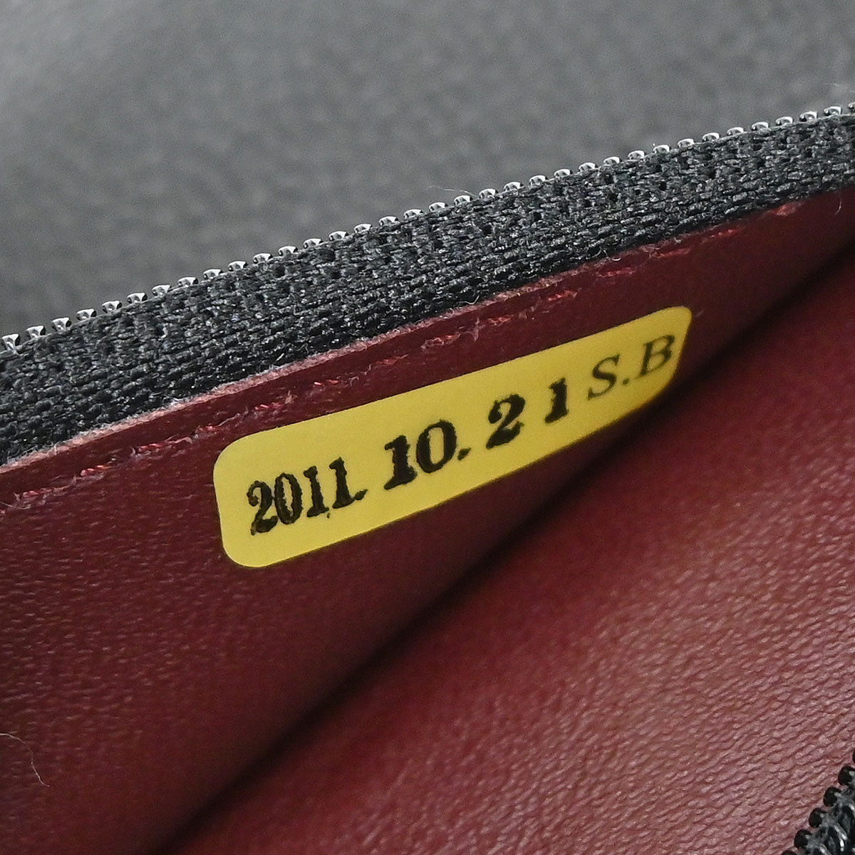 Chanel 2010-2011 Black Caviar Skin Jumbo Classic Double Flap Shoulder Bag