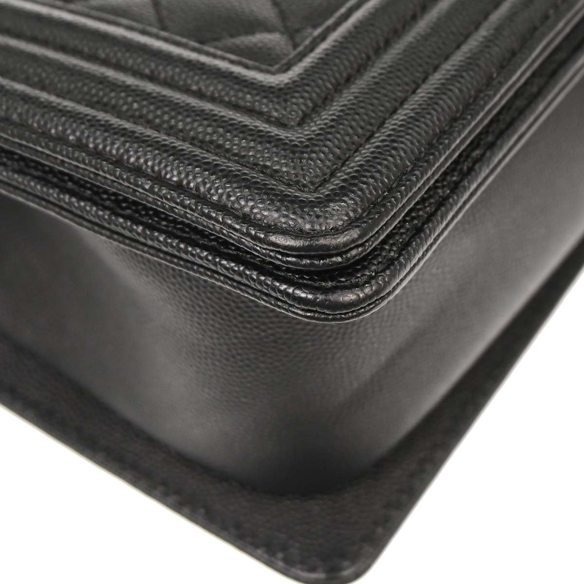 Boy Chanel 2018-2019 Black Calfskin Medium Shoulder Bag