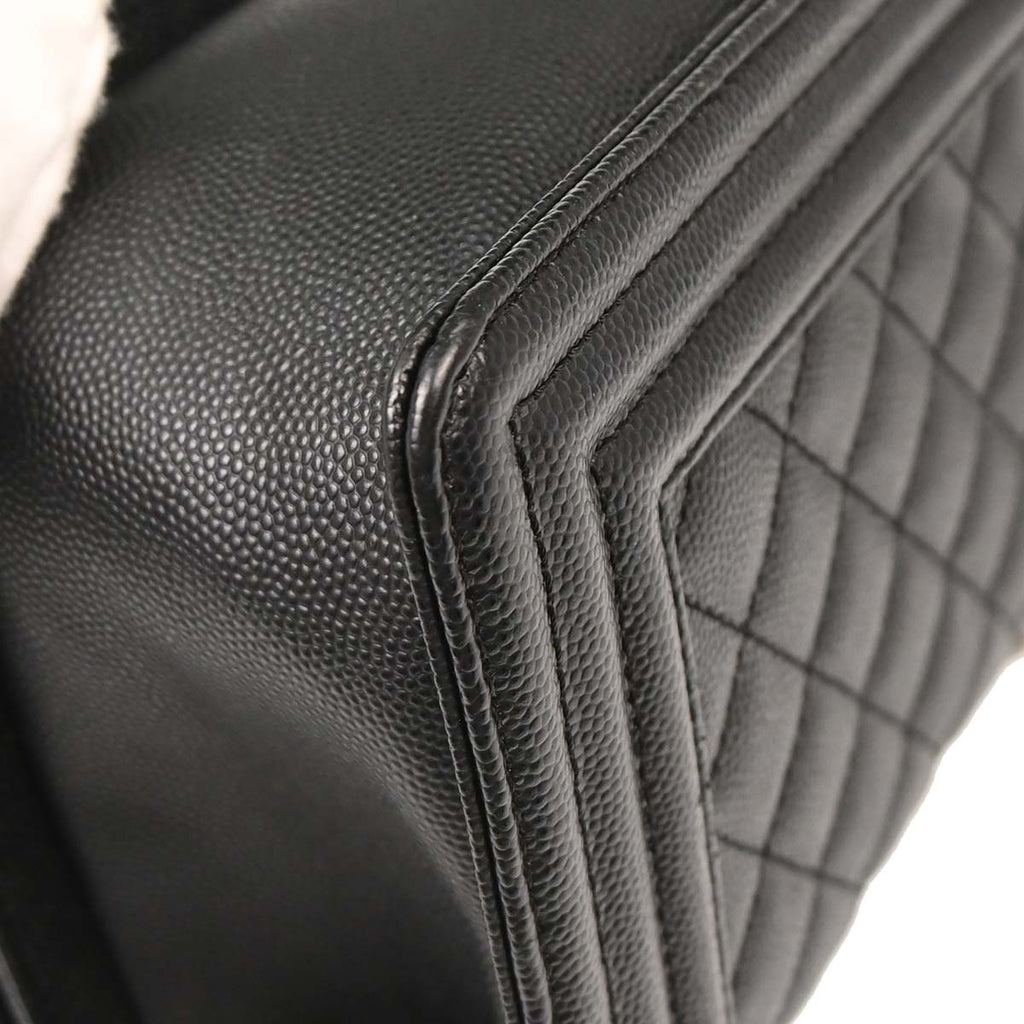Boy Chanel 2018-2019 Black Calfskin Medium Shoulder Bag