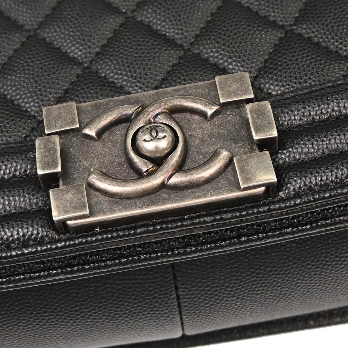 Boy Chanel 2018-2019 Black Calfskin Medium Shoulder Bag