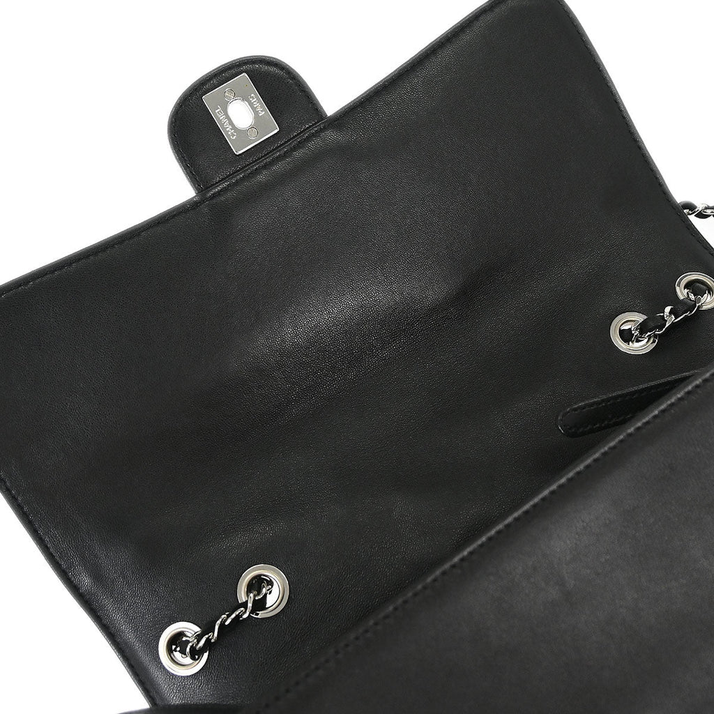 Chanel 2011 Black Lambskin Clams Pocket Accordion Flap Shoulder Bag