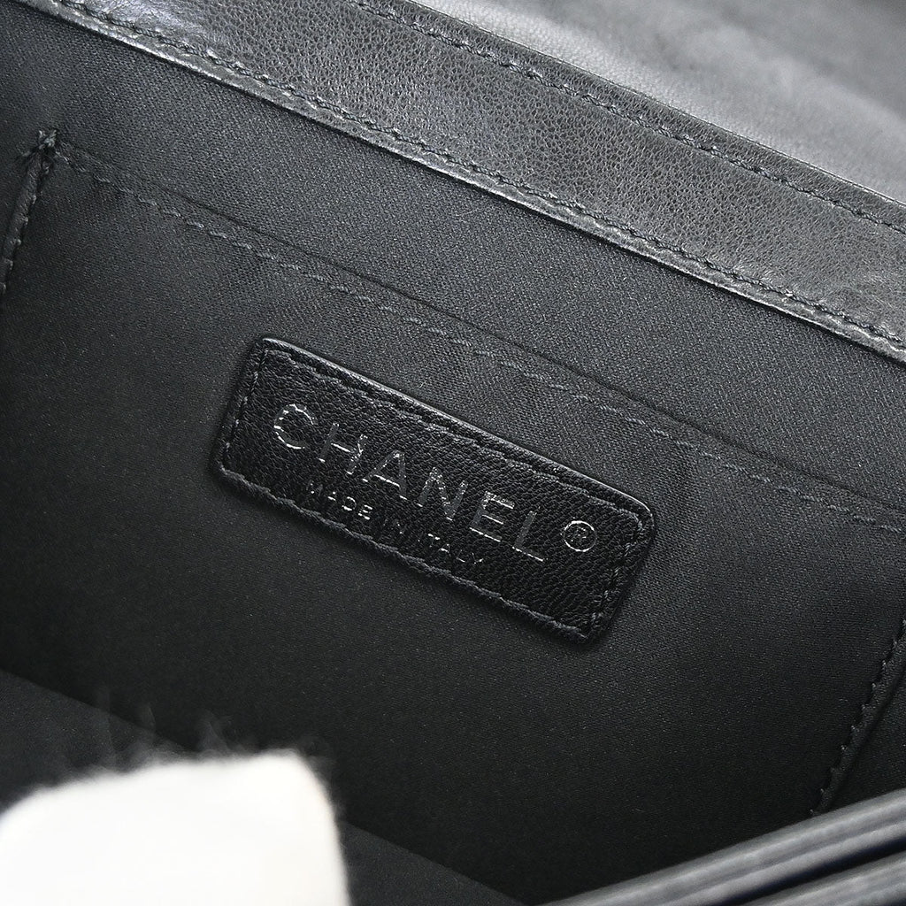 Chanel 2011 Black Lambskin Clams Pocket Accordion Flap Shoulder Bag