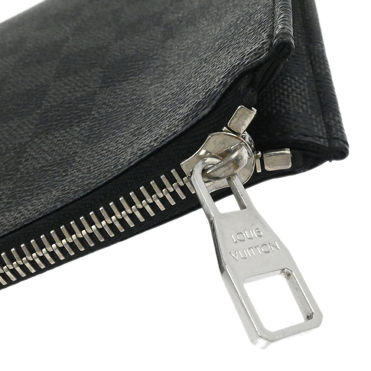 Louis Vuitton 2016 Damier Graphite Pochette Jour GM Clutch Bag N41501