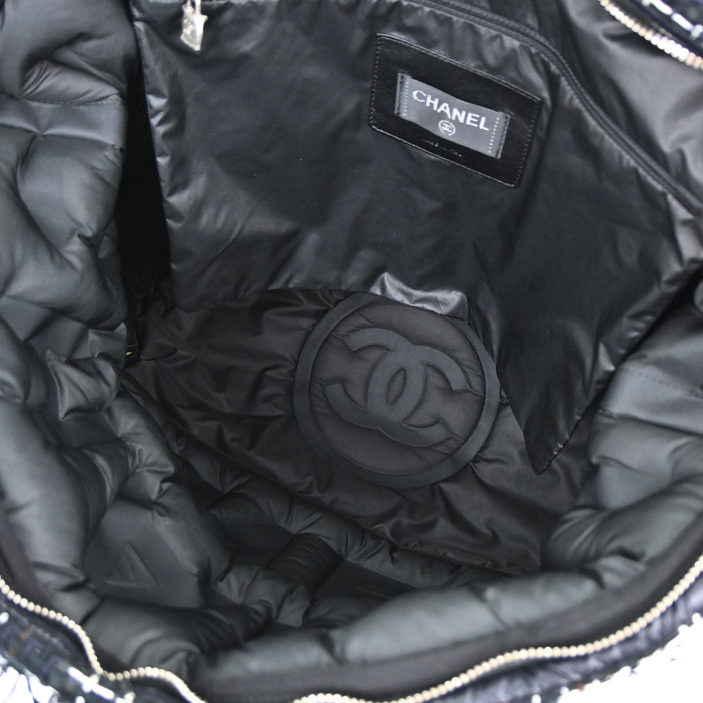 Chanel 2018-2019 Black Nylon Coco Neige Doudoune 2way Shoulder Tote Bag